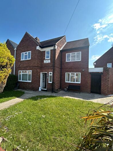 3 Bedroom Semi Detached House To Rent In Holly Avenue, Sunderland, SR3