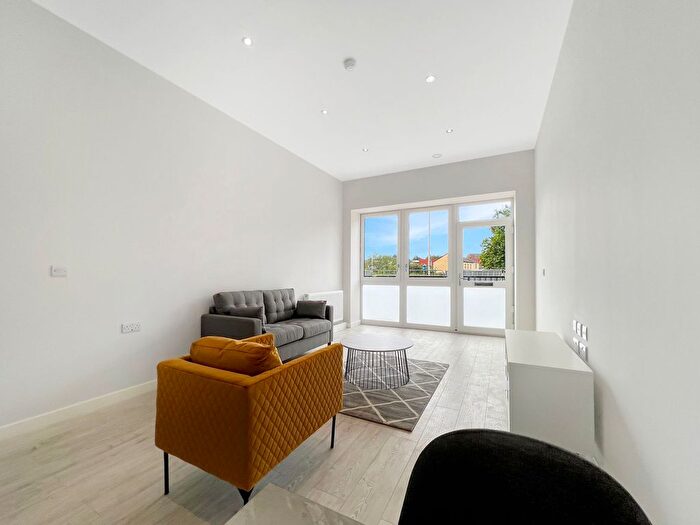 1 Bedroom Flat To Rent In Block B, Victoria Riverside, Atkinson Street, Leeds, LS10