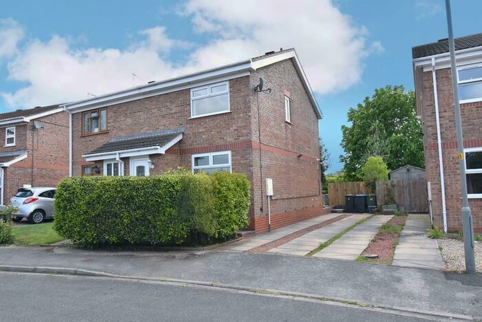 3 Bedroom Semi-Detached House To Rent In Hailstone Drive, Northallerton, DL6