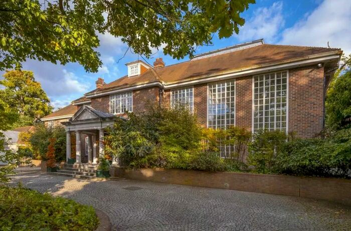 8 Bedroom Detached House To Rent In The Bishops Avenue, London, N2