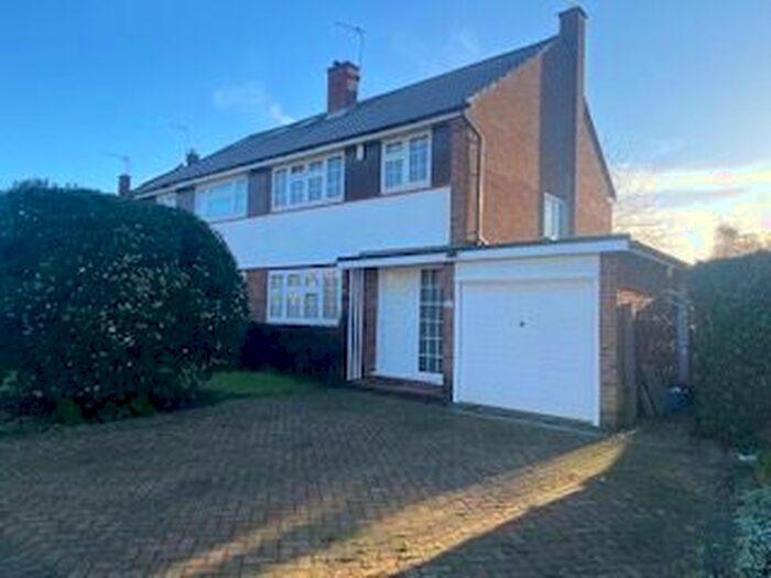 3 Bedroom Semi-Detached House To Rent In Farm Way, Bushey WD23