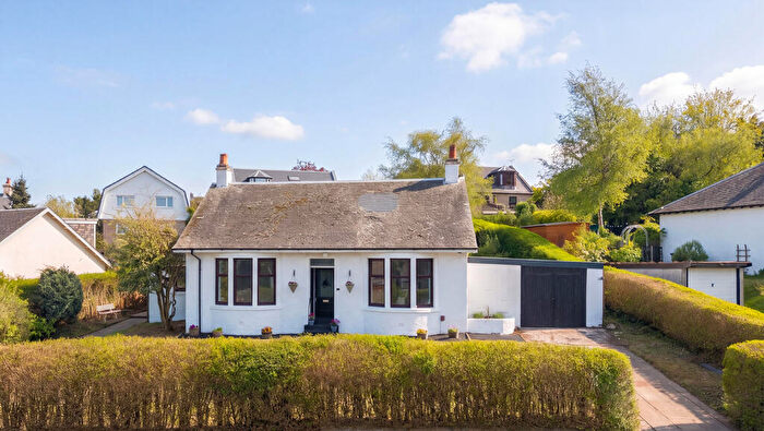 3 Bedroom Detached Bungalow For Sale In Hagg Crescent, Johnstone, Renfrewshire, PA5