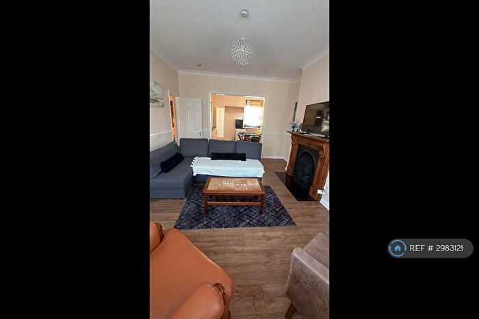 2 Bedroom Flat To Rent In Portswood Road, Southampton, SO17