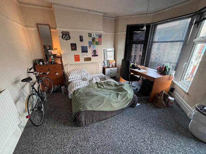 5 Bedroom House To Rent In Mackintosh Place, Roath, Cardiff, CF24