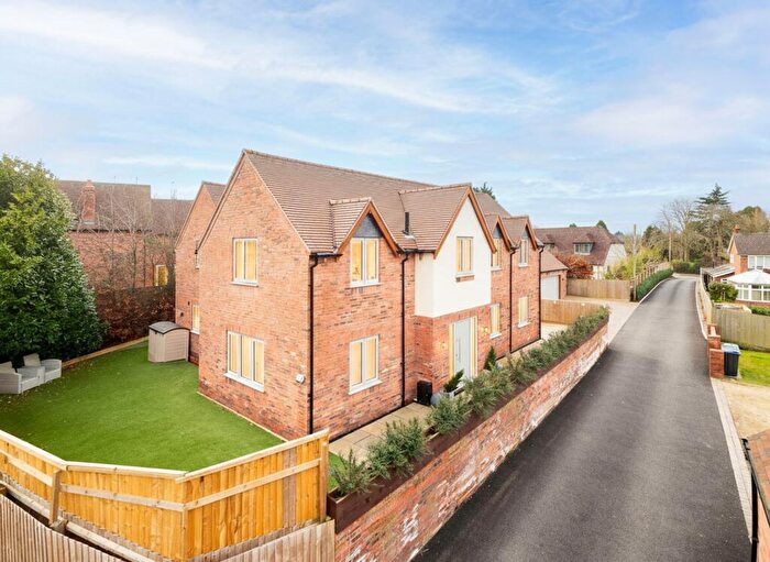 5 Bedroom Detached House For Sale In Two Acre Lane, Welford On Avon, CV37