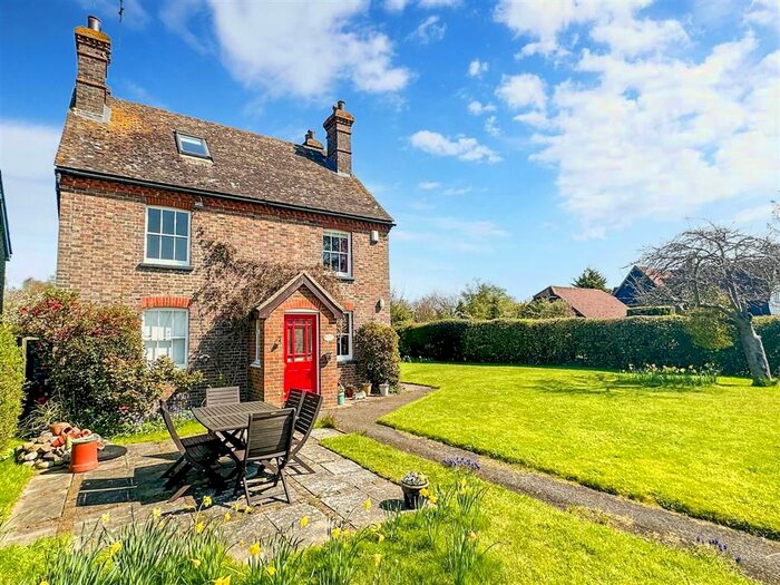 3 Bedroom Detached House For Sale In Tonbridge Road, Little Mill, Tonbridge, Kent, TN12