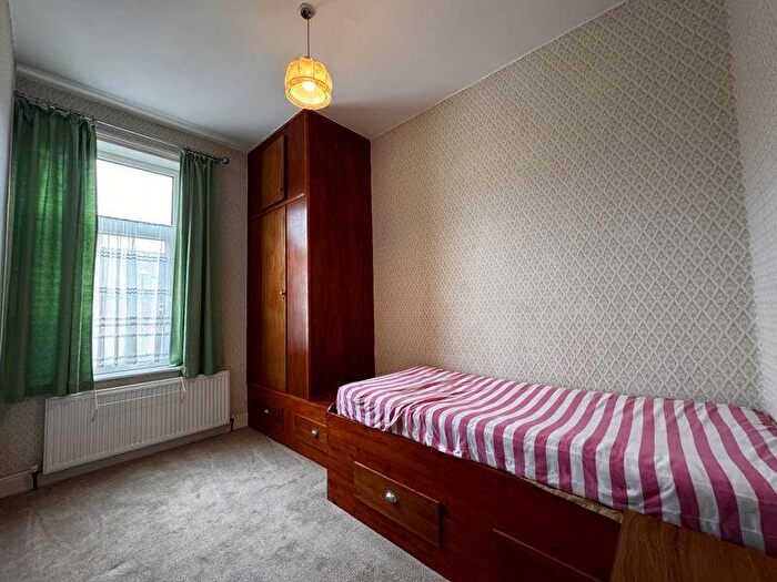 3 Bedroom Flat To Rent In Vine Street, South Shields, NE33