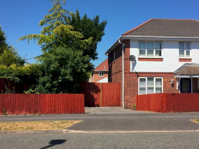 3 Bedroom Semi-Detached House To Rent In Croftwood Terrace, Blackburn, BB2
