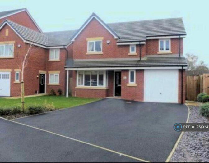 4 Bedroom Detached House To Rent In Spinners Drive, Worsley, Manchester, M28