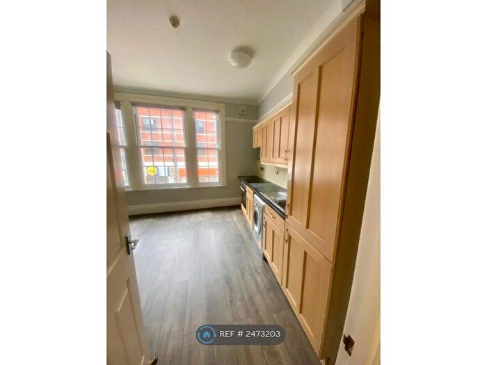 1 Bedroom Flat To Rent In Streatham High Road, London, SW16