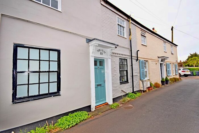 1 Bedroom Flat To Rent In West Street, Emsworth, PO10