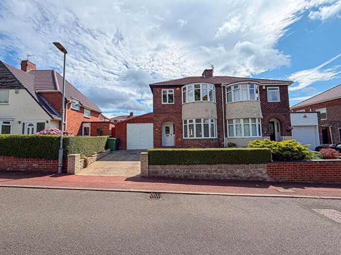3 Bedroom Semi-Detached House For Sale In Consett Road, Lobley Hill, Gateshead, NE11