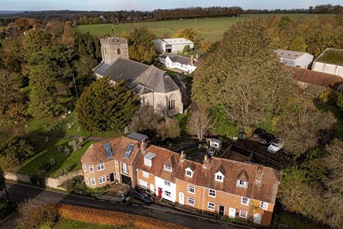 2 Bedroom Cottage For Sale In Chart Road, Maidstone, ME17