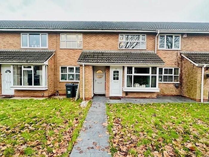 2 Bedroom Maisonette To Rent In Lyneham Gardens, Minworth, Sutton Coldfield, B76
