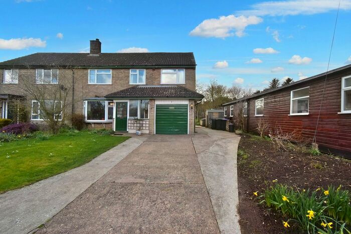 4 Bedroom Semi-Detached House For Sale In South Street, Scamblesby, Louth, LN11