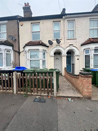 Studio To Rent In Barnfield Road, Belvedere, DA17
