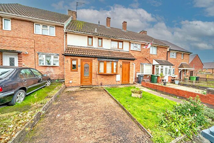 3 Bedroom Terraced House For Sale In Lister Road, Walsall, WS2