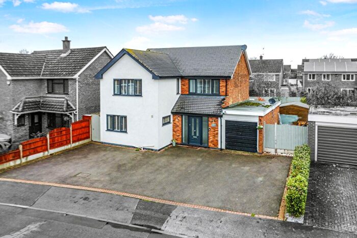 5 Bedroom Detached House For Sale In Henley Close, Nuneaton, CV11