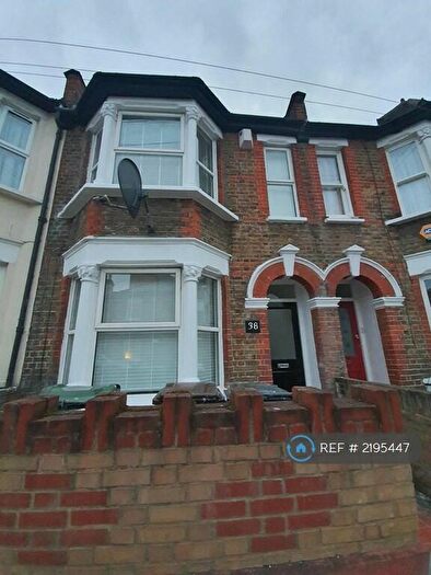3 Bedroom Terraced House To Rent In Pembar Avenue, London, E17