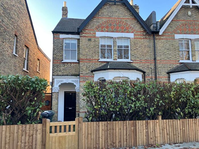 3 Bedroom Flat To Rent In South Croxted Road, (), West Dulwich, SE21