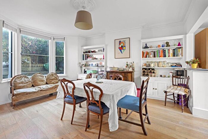 2 Bedroom Semi Detached House To Rent In Poets Road, London, N5