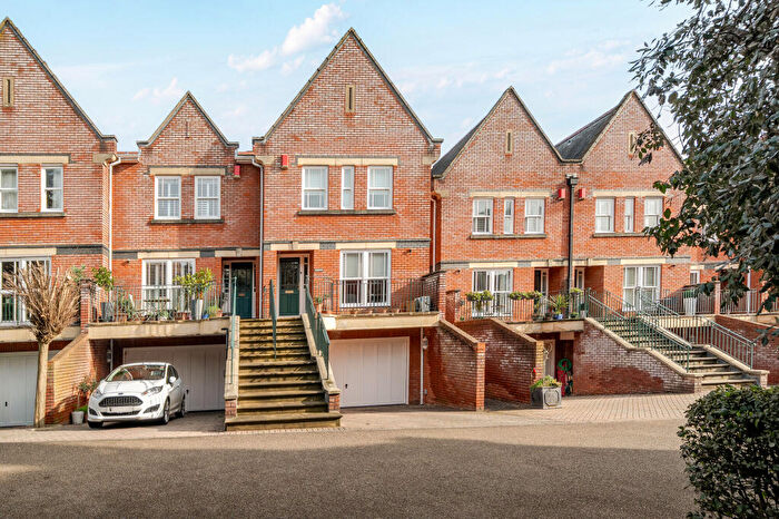 3 Bedroom Semi-Detached House For Sale In Pinel Close, Virginia Water, GU25