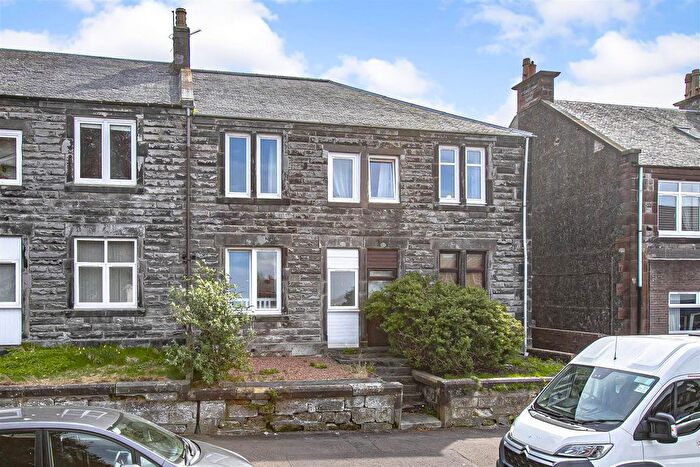 2 Bedroom Flat For Sale In Main Street, Townhill, KY12