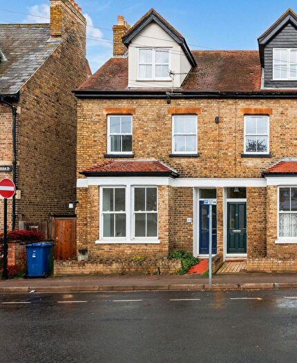 3 Bedroom Semi Detached House To Rent In Abbey Road, OX2