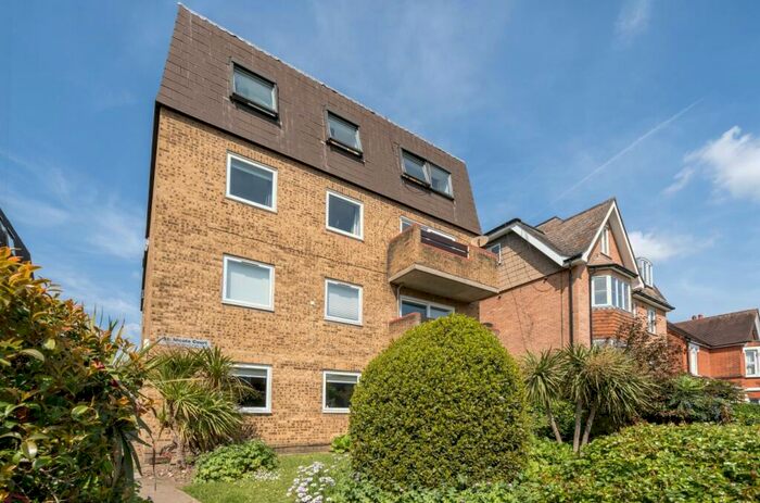 2 Bedroom Flat To Rent In Station Road Sidcup, DA15