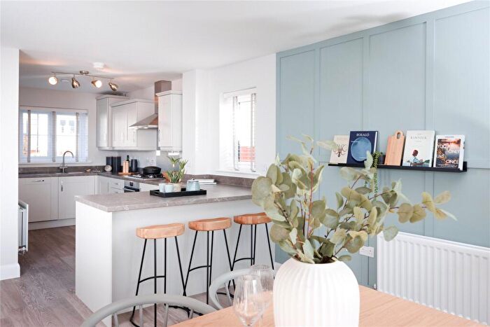 4 Bedroom Detached House For Sale In Bay View Road, Northam, Bideford, Devon, EX39