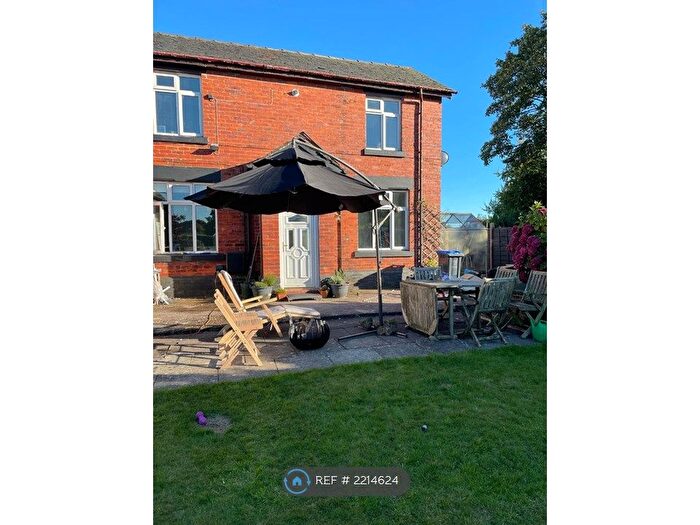 2 Bedroom Semi-Detached House To Rent In Armshead Road, Werrington, Stoke-On-Trent, ST9