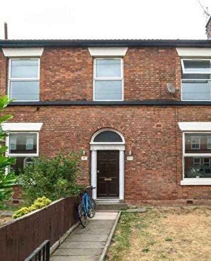 6 Bedroom Maisonette For Sale In Newby Street, Liverpool, L4