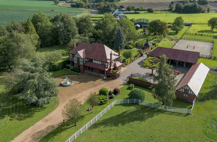 5 Bedroom Detached House For Sale In Haycroft Lane, Fleet, Spalding, PE12