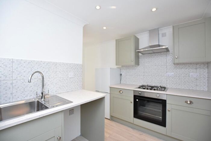 1 Bedroom Flat To Rent In Winchester Road, Basingstoke, RG21