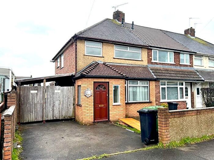 3 Bedroom End Of Terrace House To Rent In Worthing Road, Bristol, BS34
