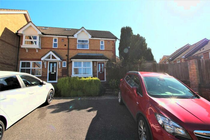 2 Bedroom House To Rent In Milborne Road, Maidenbower, RH10