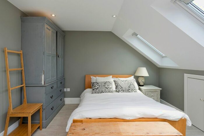 5 Bedroom Semi-Detached House To Rent In Julian Avenue, London, W3