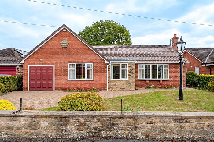 2 Bedroom Detached Bungalow For Sale In Greenside Walk, Dunnington, York, YO19