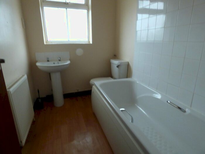 1 Bedroom Flat To Rent In Sandon Street, Nottingham, NG7