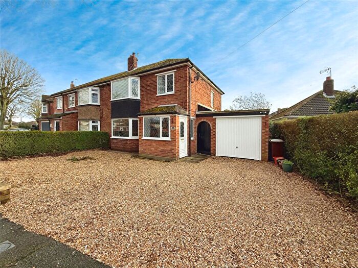3 Bedroom Semi Detached House For Sale In Grange Crescent, Lincoln, Lincolnshire, LN6