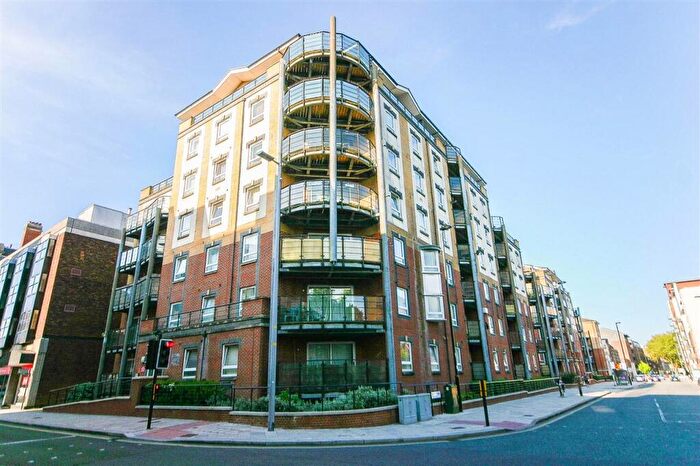 2 Bedroom Apartment To Rent In Goldsmiths Court, Briton Street, Southampton, SO14