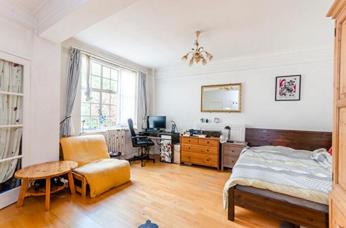 Studio To Rent In Abbey Road, St John's Wood, London, NW8