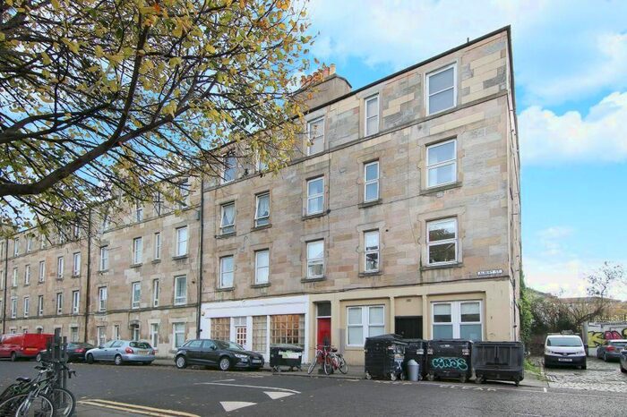 2 Bedroom Flat To Rent In Albert Street, Leith, Edinburgh, EH7