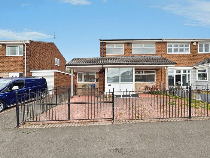 3 Bedroom Semi Detached House For Sale In St. Marys Drive, Blyth, NE24