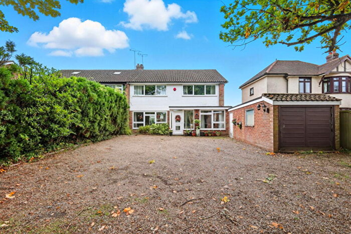 4 Bedroom Semi-Detached House For Sale In Downham Road, Billericay, Ramsden Heath, CM11