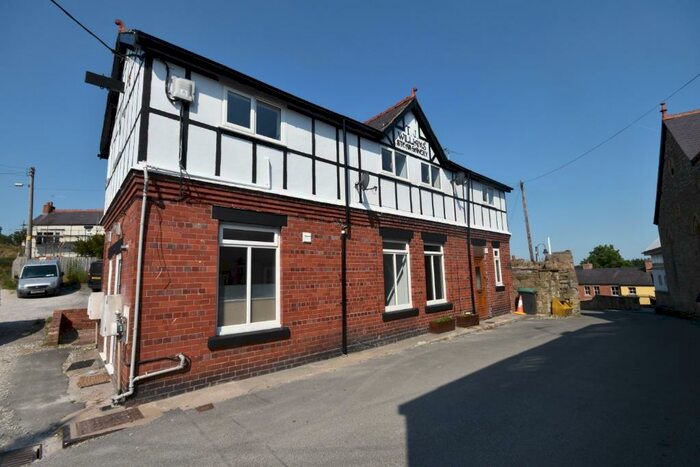 2 Bedroom Flat To Rent In High Street, Cefn Mawr, LL14