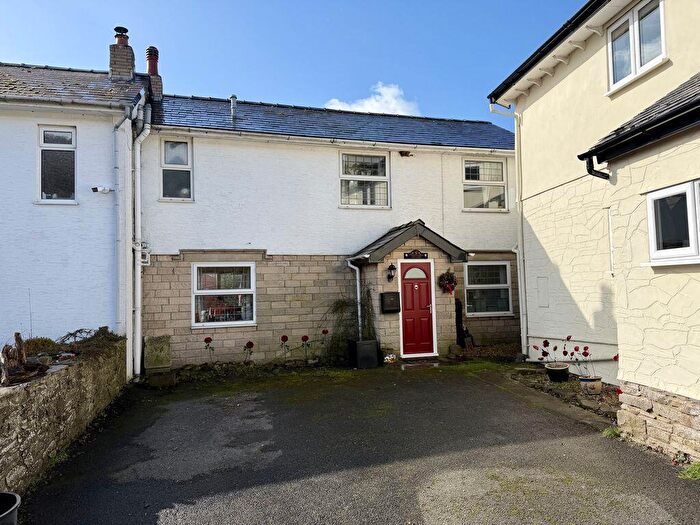 3 Bedroom Semi Detached House For Sale In Llanwenarth, Abergavenny, NP7