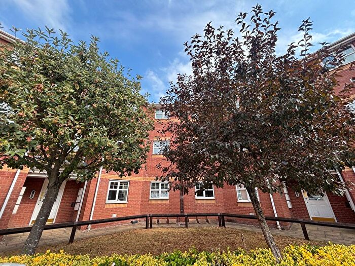 2 Bedroom Flat To Rent In Black Eagle Court, Burton-On-Trent, DE14