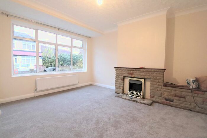 3 Bedroom Terraced House To Rent In Storrington Road, Croydon, CR0