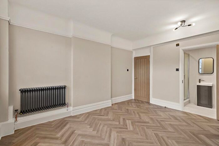 3 Bedroom Apartment To Rent In Richmond Chambers, Richmond Hill, Bournemouth, Dorset, BH2